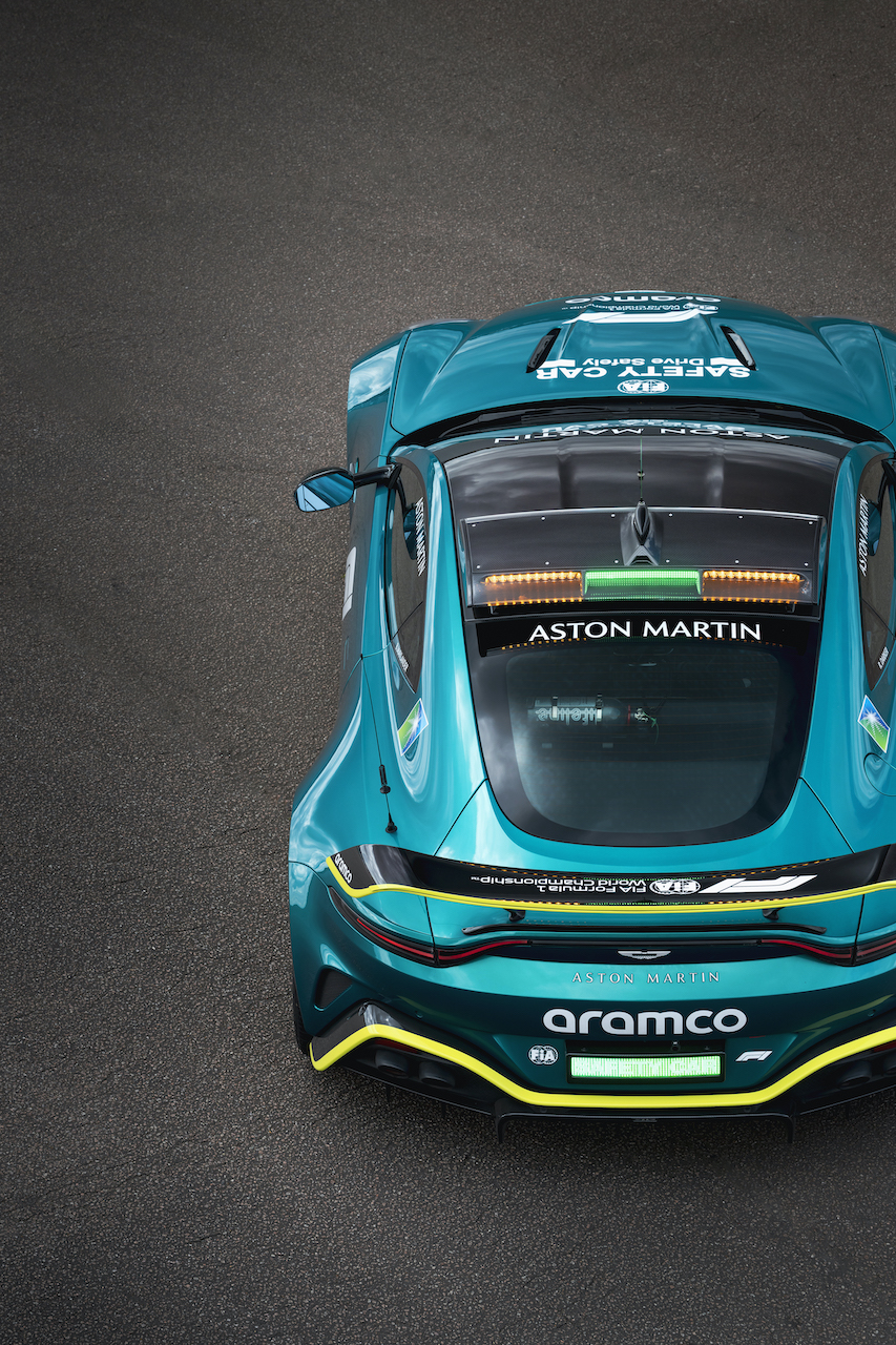 Aston Martin Vantage S FIA Safety Car_09